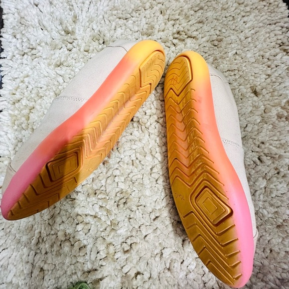 TOMS Canvas Beige Rubber Ergonomics Multi Colors Platform, Slip on Shoes 8.5 US - Picture 3 of 7